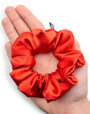 Scrunchies: Od hippie kultúry po módny doplnok 3